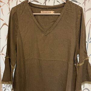 NWT Standard Grace Top